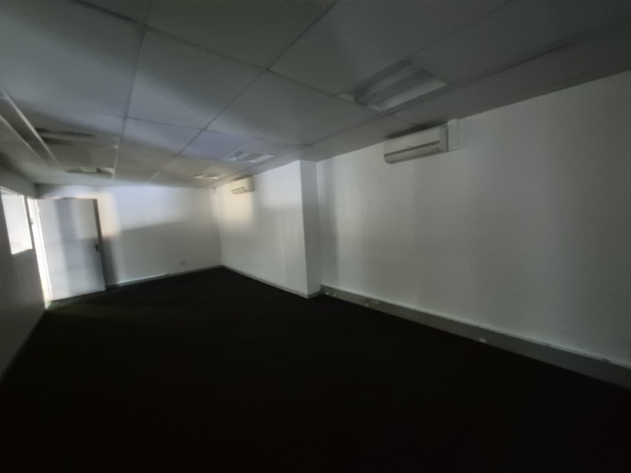 To Let Commercial Property for Rent in Paarden Eiland Western Cape